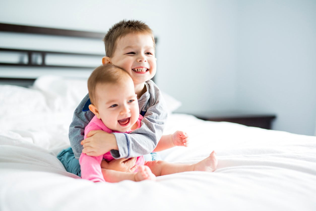 2人目出産の「上の子寝ない＆夜泣きトラブル！」を防ぐためにできる17のこと【連載・愛波文の子どもの睡眠メソッド】