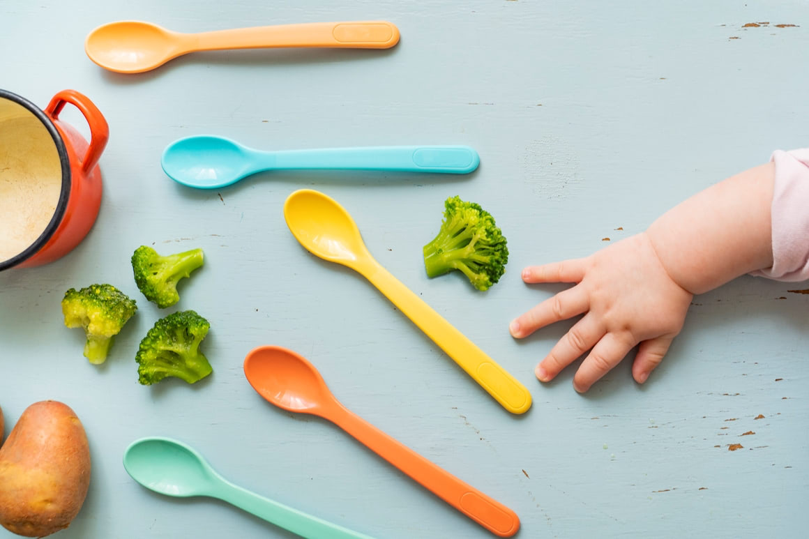 ＜食事のしつけQ＆A＞スプーンを上手に使えない子ども、食べるのも遅くてついイライラ&hellip;【専門家アドバイス】
