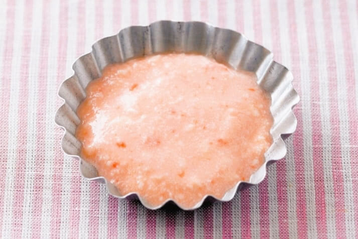 パプリカの離乳食はいつから？皮やへたの下処理の方法と量・形状の目安【初期～完了期おすすめレシピ】