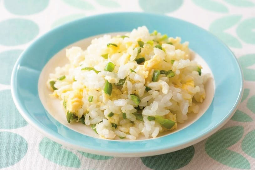 離乳食のピーマンはいつから？苦みをやわらげる調理法と中期・後期・完了期のおすすめレシピ