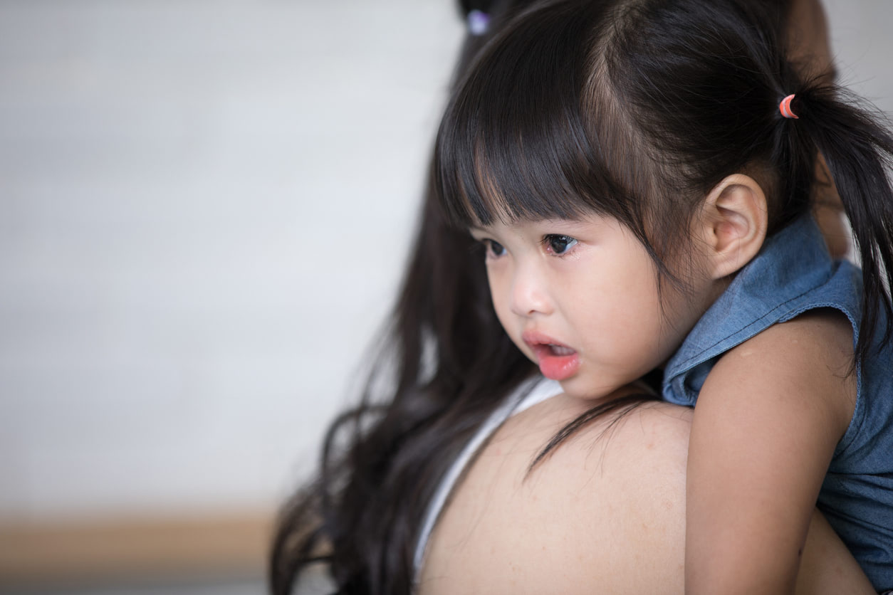 〈1歳〉自分でしっかり歩けるのに、すぐに「抱っこして」と甘えてきます&hellip;