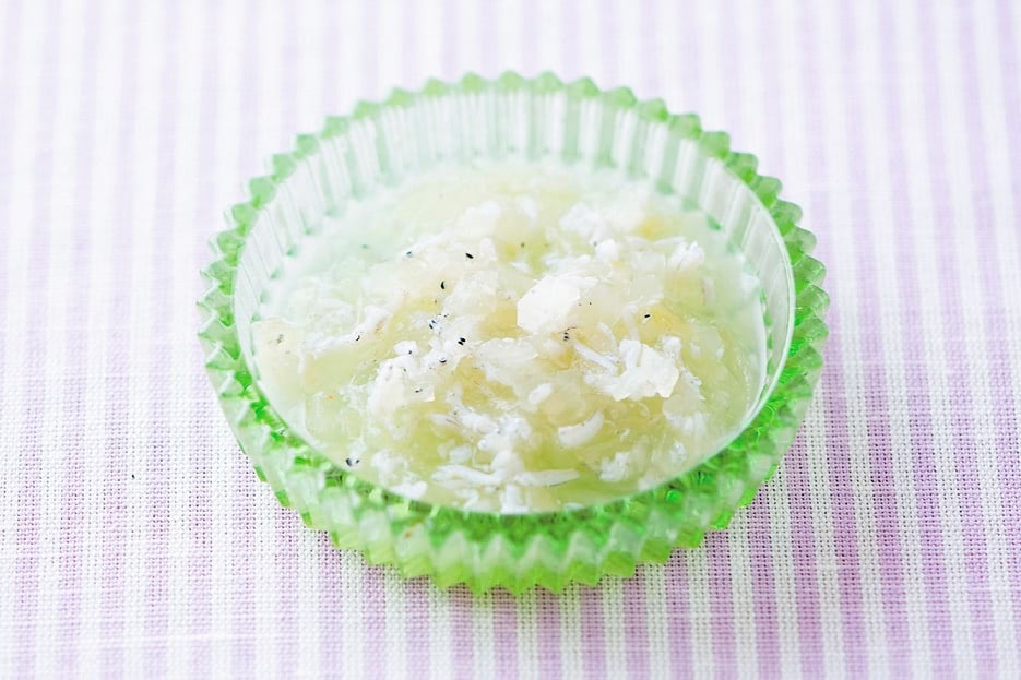 しらすの離乳食はいつから？塩抜きと冷凍保存の方法は？初期～完了期のおすすめレシピ