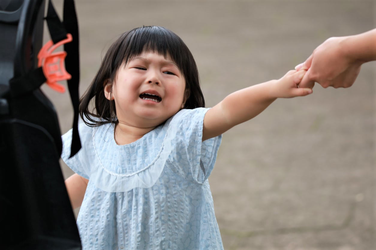 〈2歳〉公園に行くと毎回「帰らない！」とグズるので疲れます。どうしたらいい？