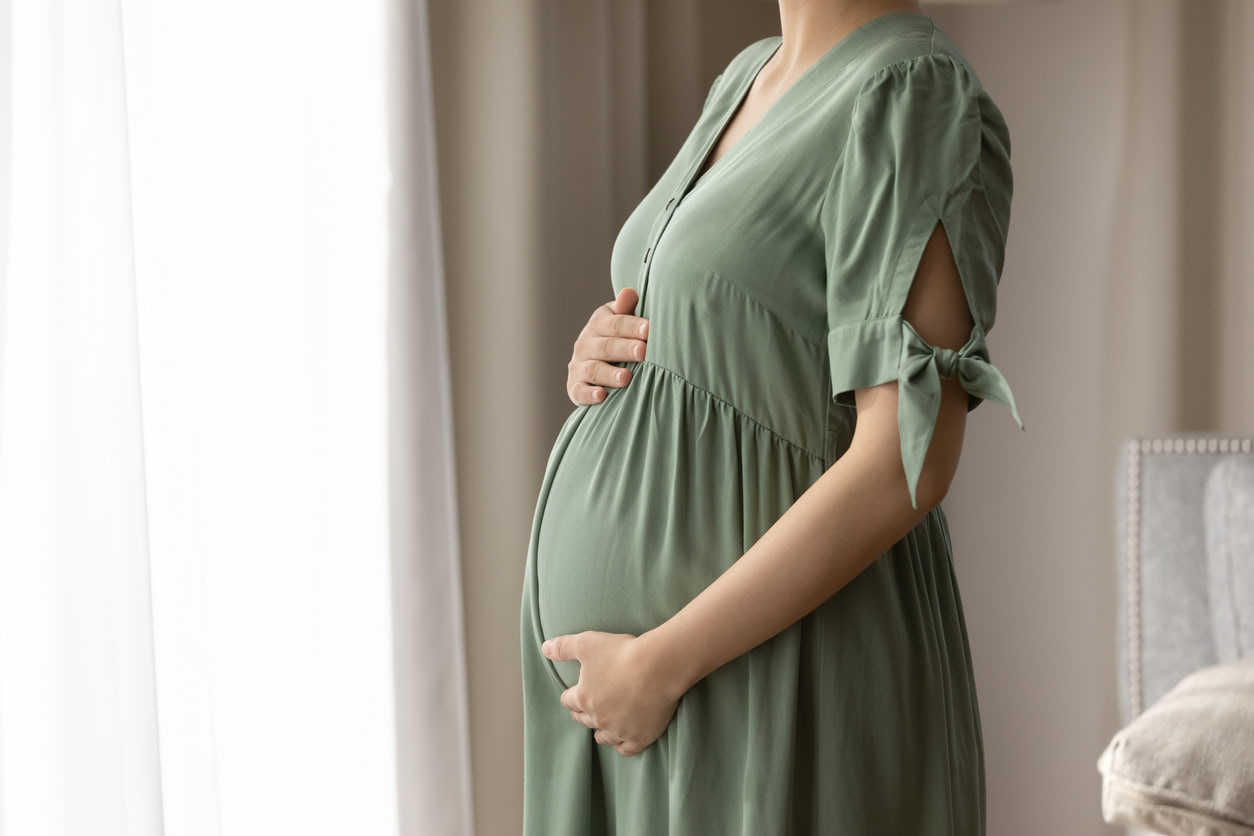 妊娠8ヶ月（妊娠28週、29週、30週、31週）のママの体と赤ちゃんの状態って？【医師監修】