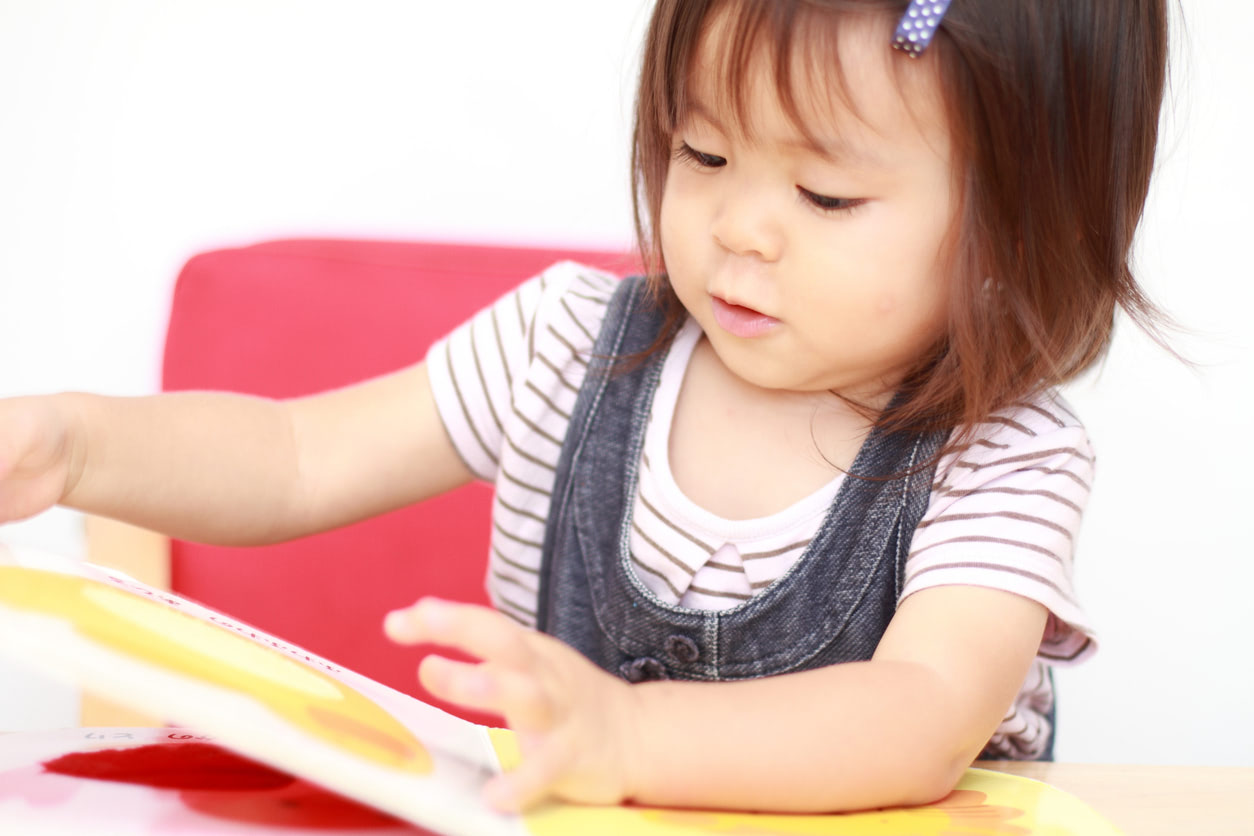 【2～3歳児向け】ひろつる式・バイリンガルに育てるための「英語絵本」活用術とは？