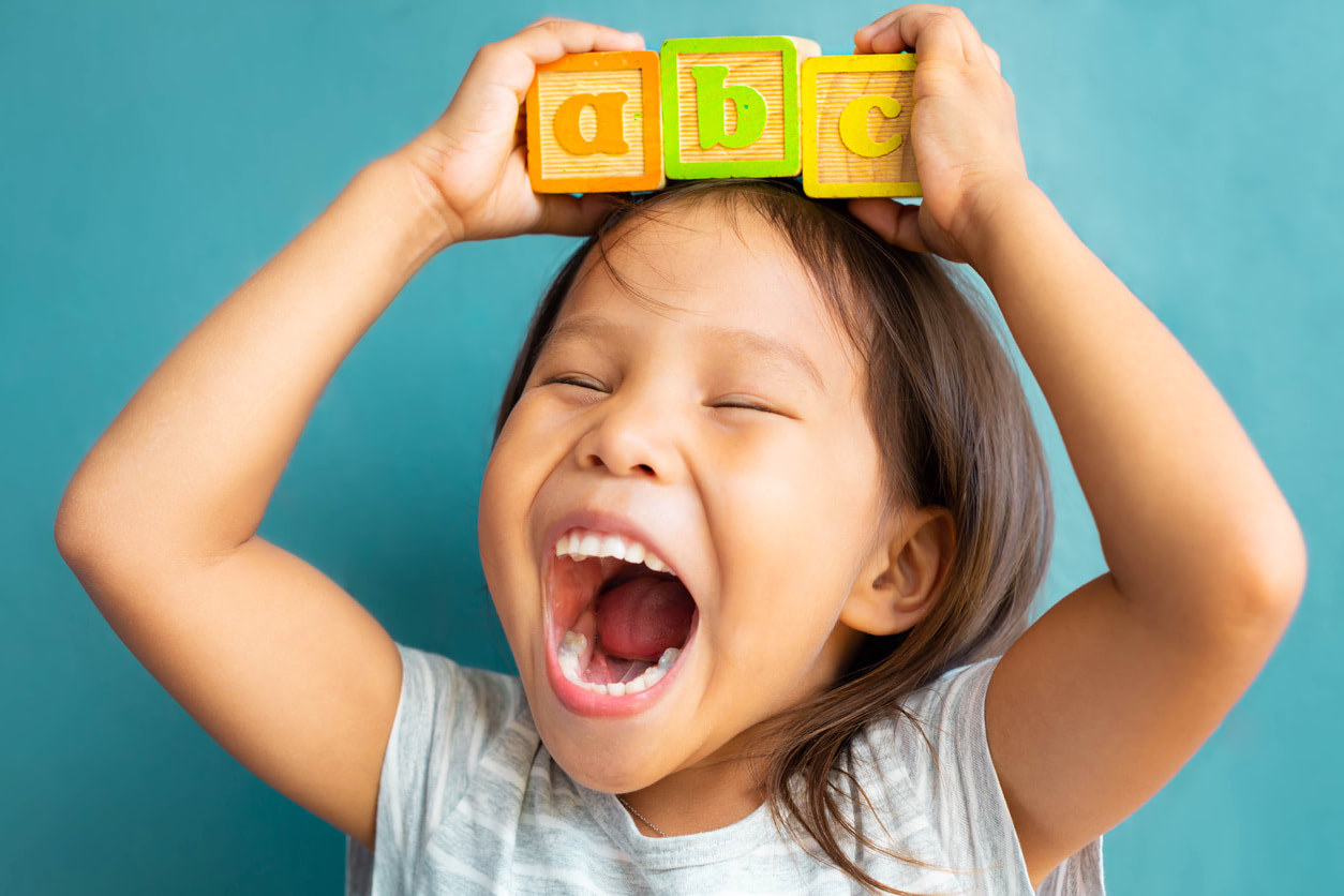 脳に英語をインプット！わが子をバイリンガルに育てるひろつる式「音読」の方法とは？