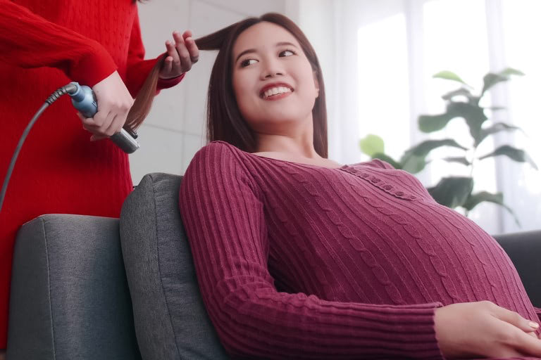 妊娠中、温泉に入ってもOK？カラーリングは大丈夫？【妊婦の年末年始の過ごし方Q&A】