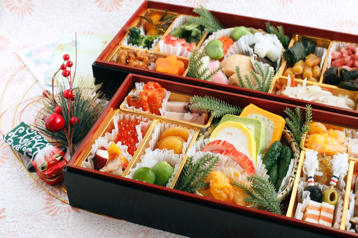 お正月のご馳走に注意！妊娠中、絶対に食べてはいけない食べ物は？【医師監修】