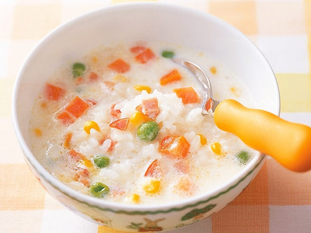 子ども　朝ごはん