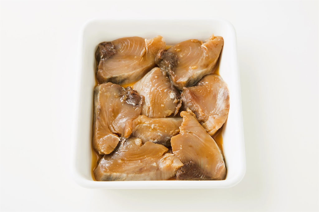 DHA　魚