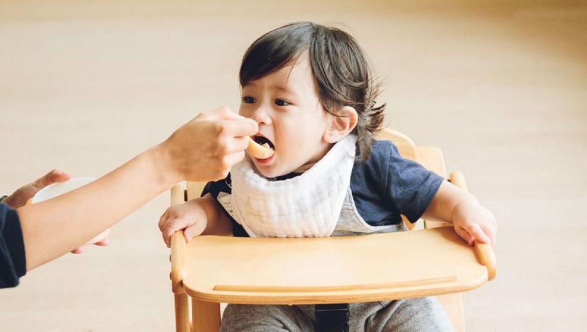 離乳食の肉類はどの順番で食べていいの？冷凍方法や注意事項も紹介！