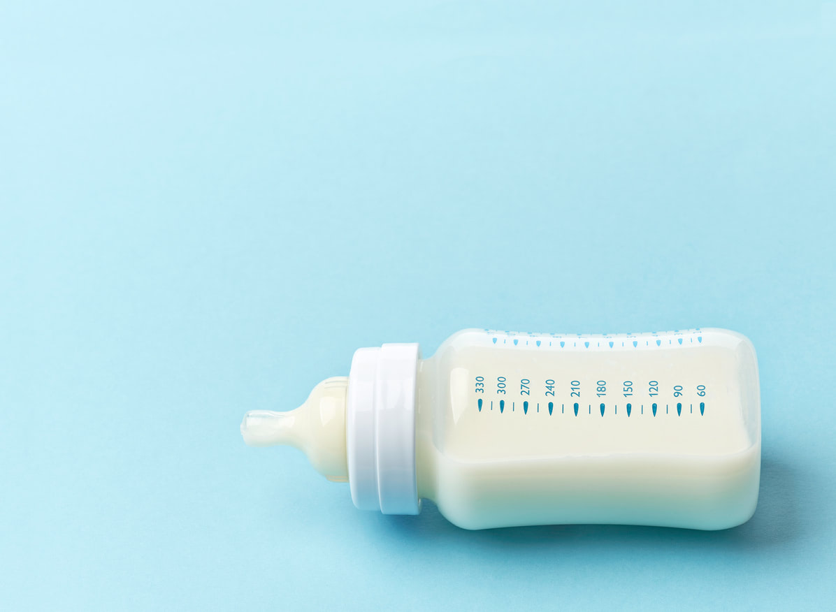 【母乳育児17の疑問】何時間おき？足りているかの目安は？授乳の痛みはどうしたらいい？気になることをまとめて解決！