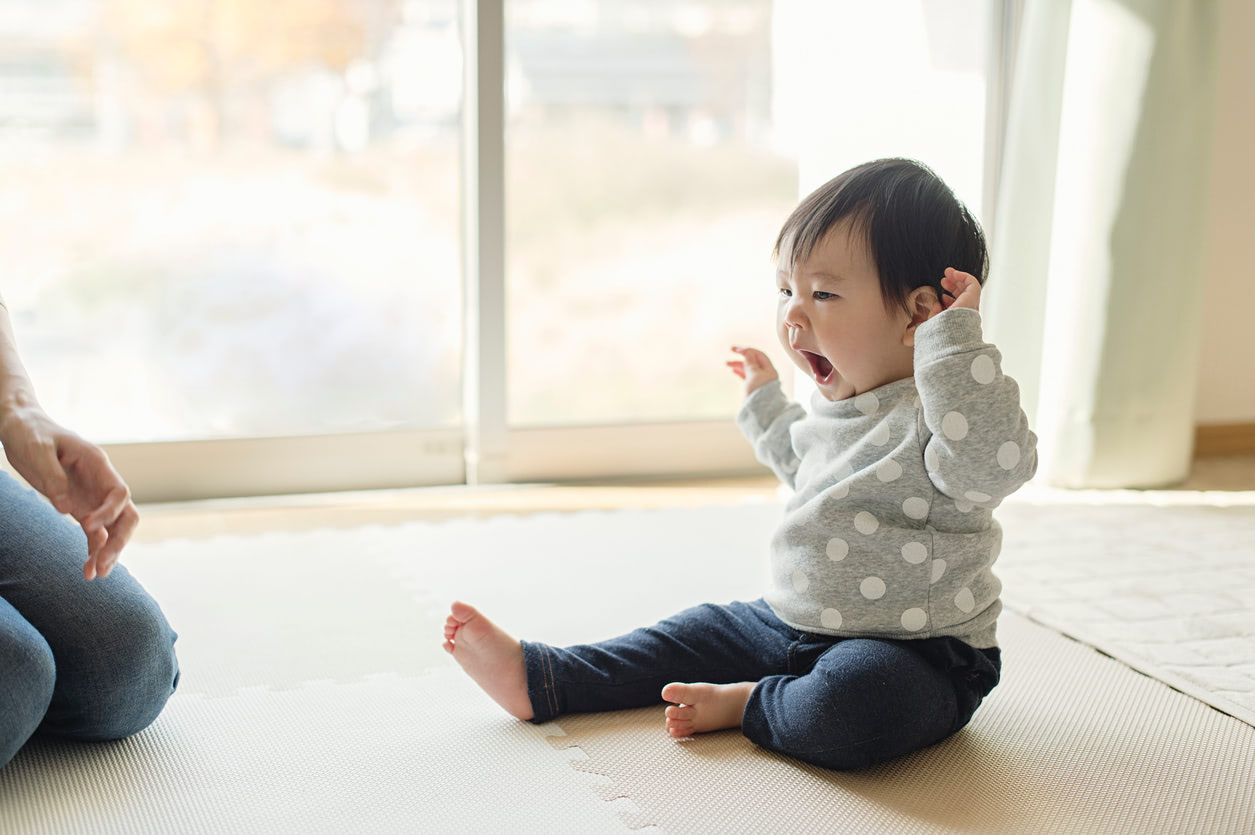 生後8ヶ月赤ちゃんの体重、授乳、離乳食など成長の特徴をドクターが紹介！