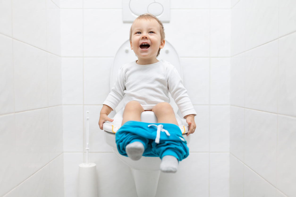トイレトレーニングパンツはいつから？おすすめ10選！現役保育士伝授