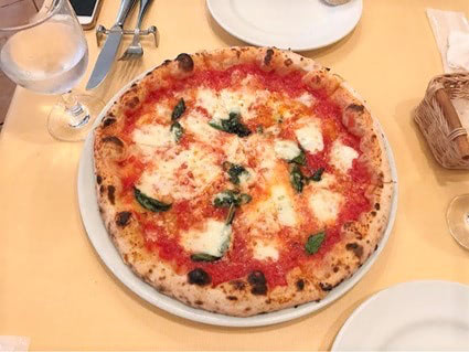 Pizzeria Tonino　ピザ