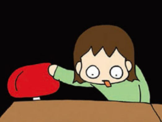 長女の机の下を掃除していたら、〈大量のタコ！？〉を発見&rarr;いったいナゼ&hellip;【うちの3姉妹#129】