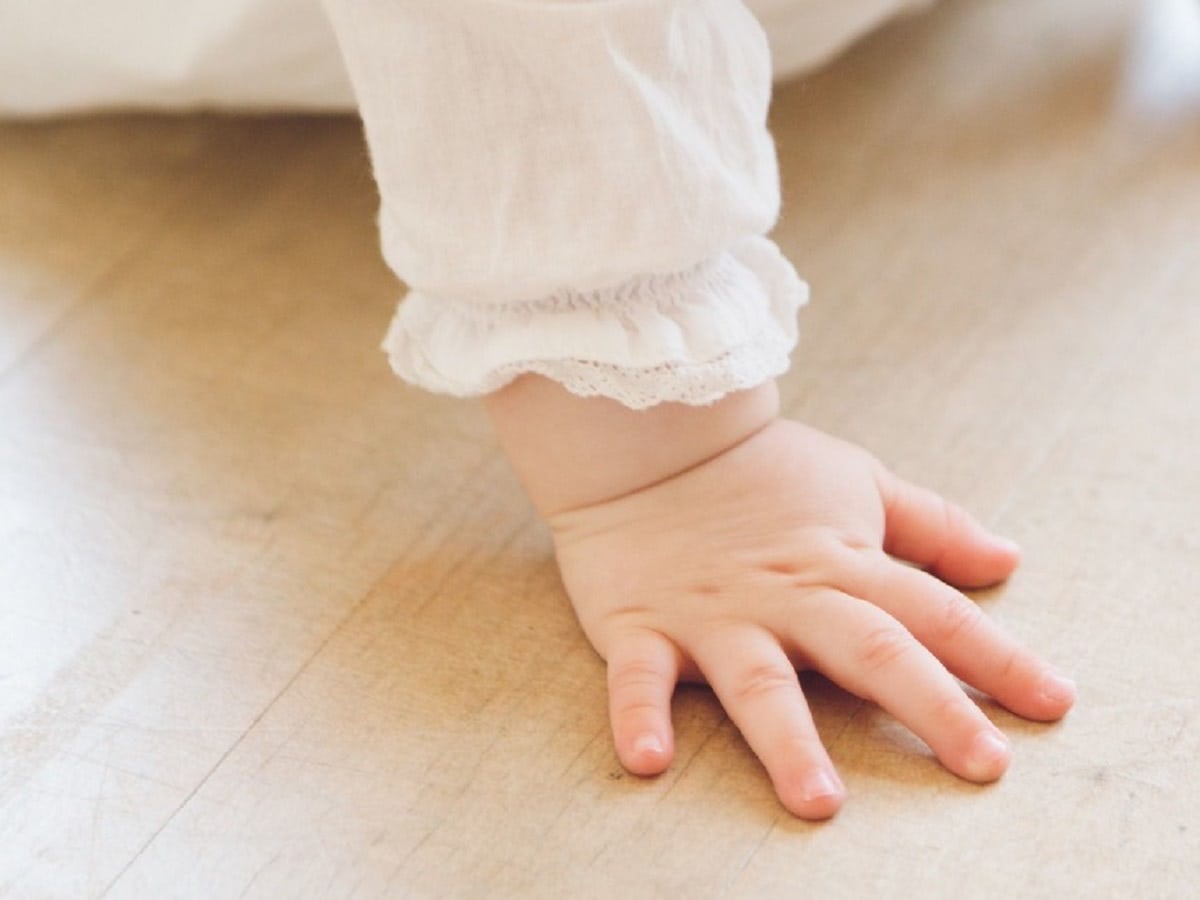 【症例写真あり】子供の手のひらにできた湿疹 原因と症状、対処法は？【医師監修】
