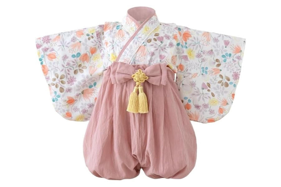 お正月やお年賀メール、記念日の撮影に！赤ちゃんの【袴ロンパース】をAmazonブラックフライデーセールでお安くゲット♡