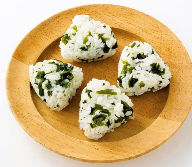 離乳食　わかめ