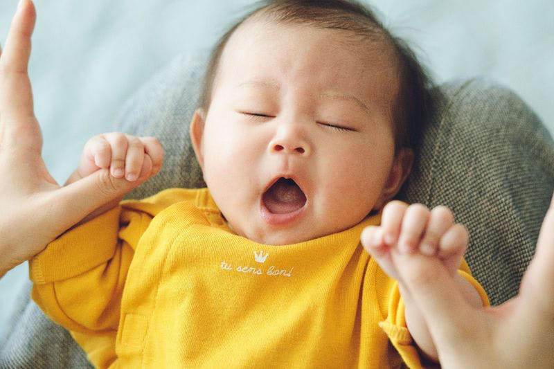 赤ちゃん 早朝起き