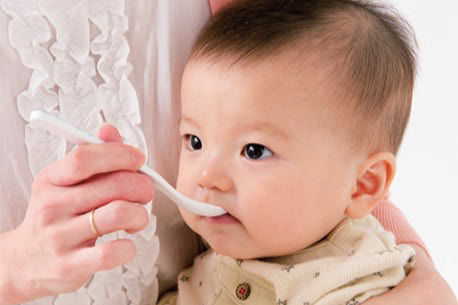 赤ちゃん　薬　飲ませ方