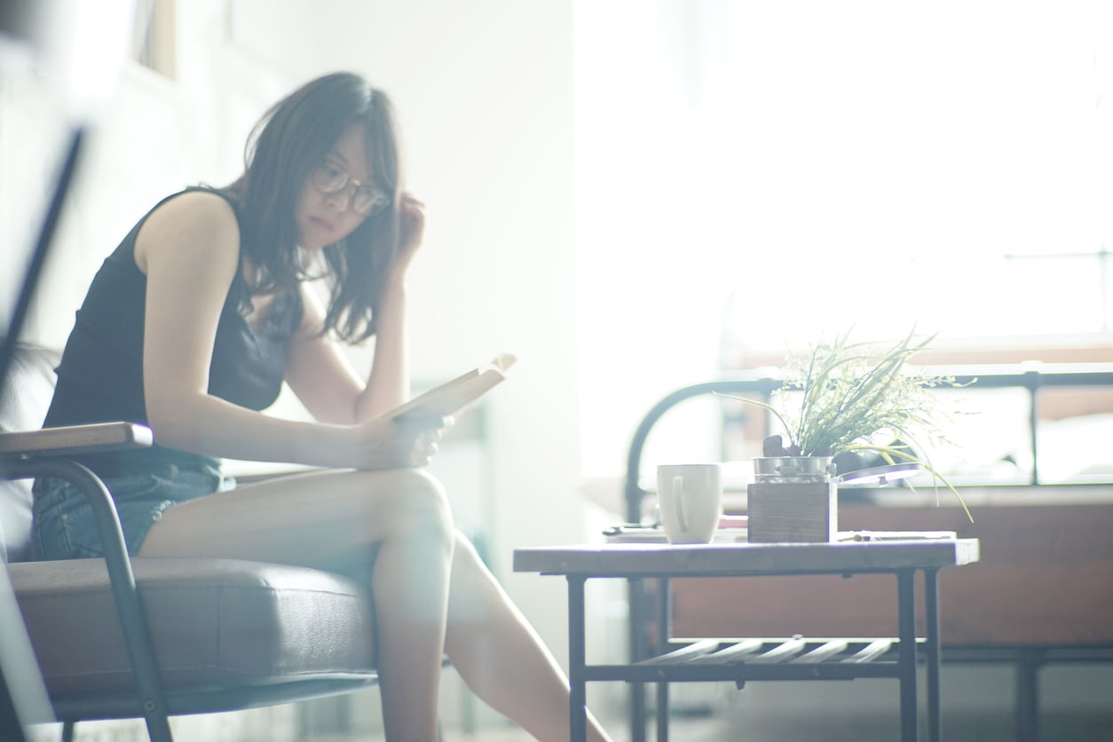 【妊娠検査薬】で陰性でも妊娠しているケースは？線が薄いときの判定は？