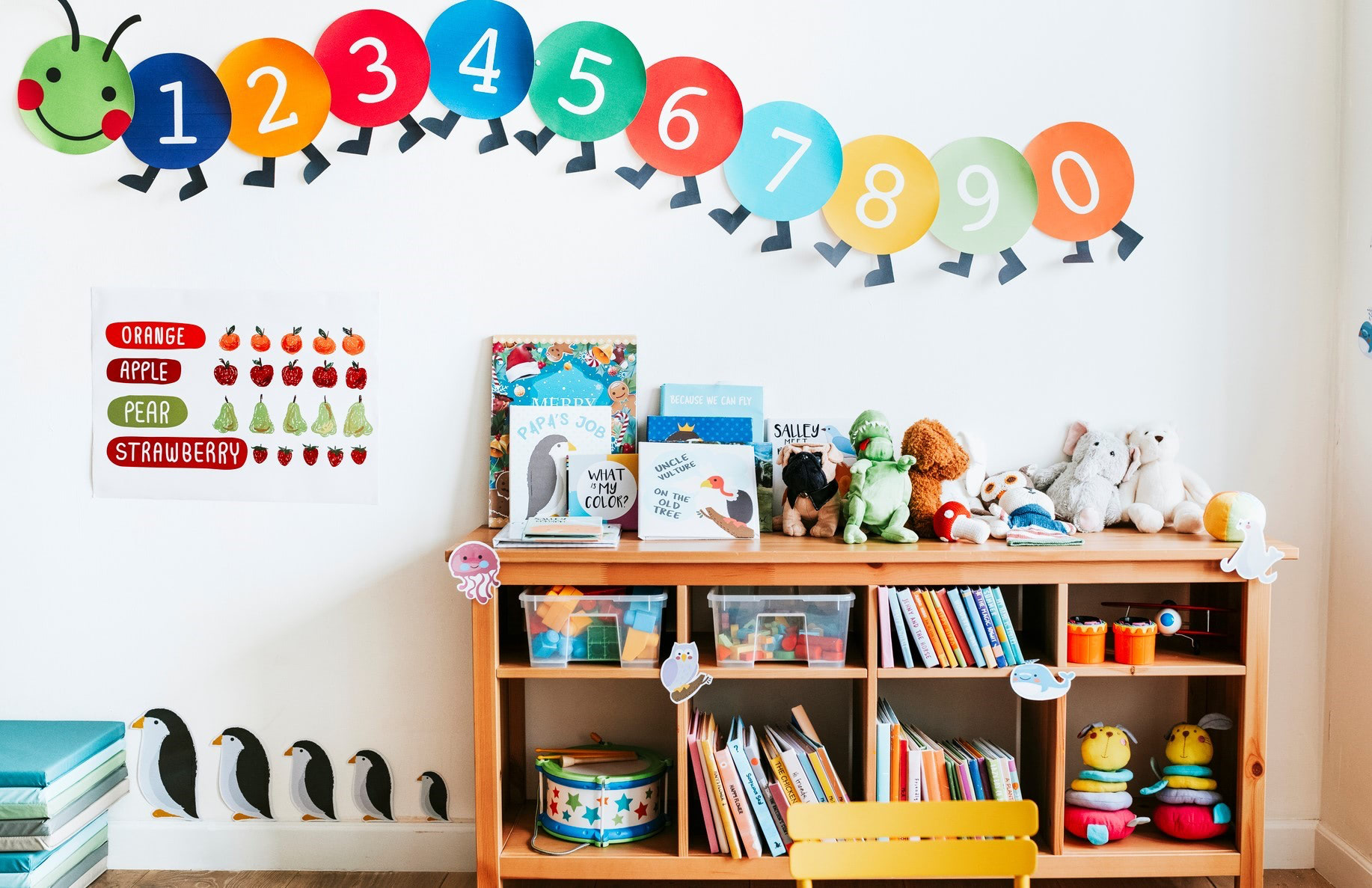 絵本ラックと絵本入れおすすめ15選！賢く＆おしゃれな絵本棚収納で子供部屋がすっきり！