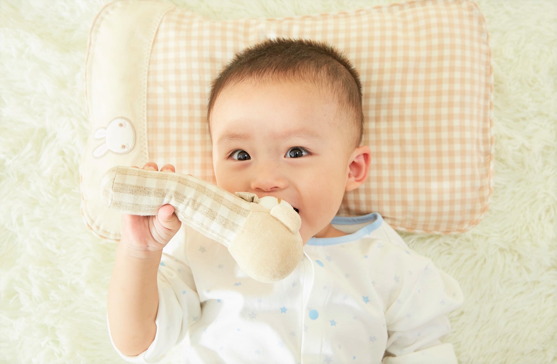 【12月生まれ赤ちゃんの肌着とウエア】先輩ママがそろえたものリスト！