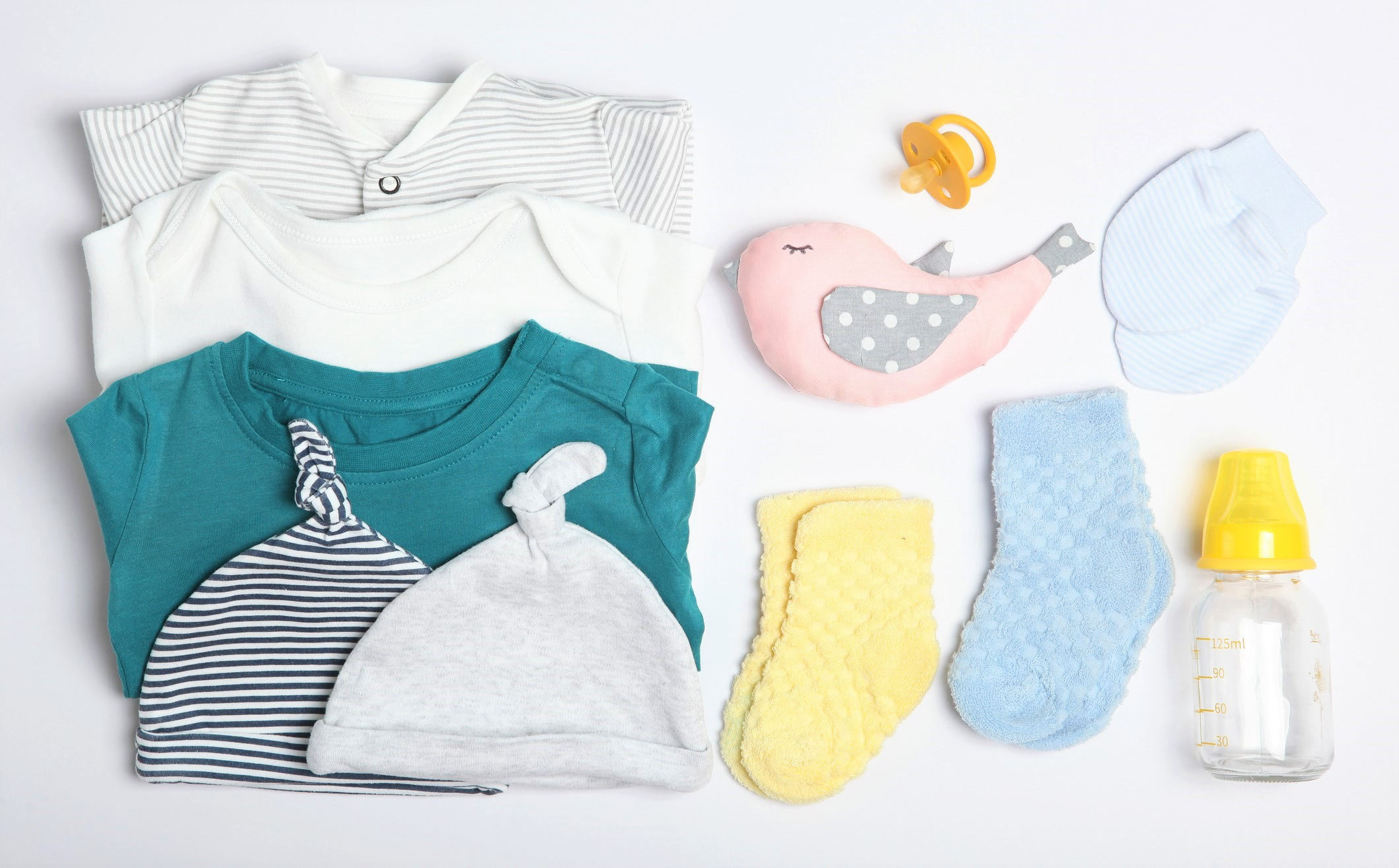 【3月生まれ赤ちゃんの肌着】種類は？必要な枚数は？生後4ヶ月までのベビー服も紹介