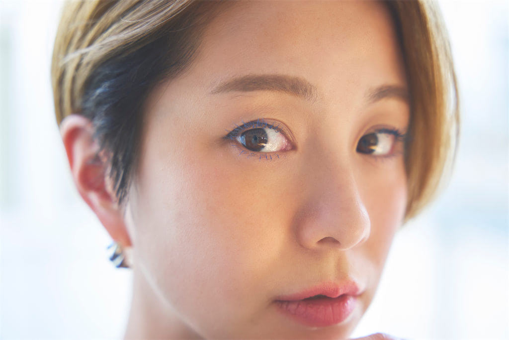 田中美保さん「マスクの日もお出かけの日も楽しめる、大人のカラーメイク」