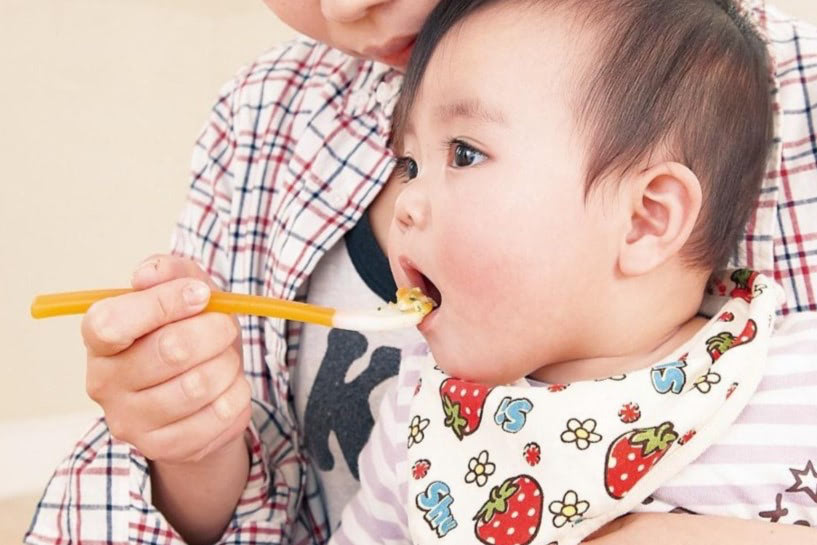 離乳食　食べさせ方
