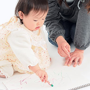 1歳　クレヨン