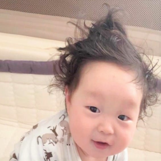 寝ぐせ　赤ちゃん