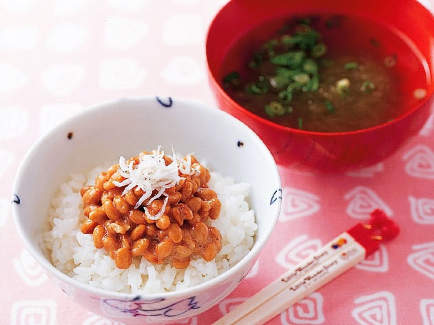 子ども　朝ごはん
