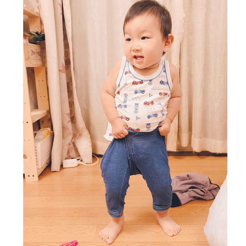 1歳半　お着替え
