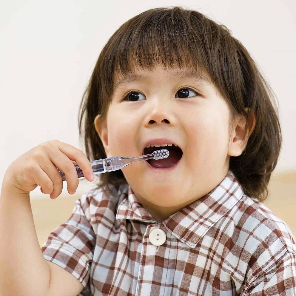 3歳　歯磨き