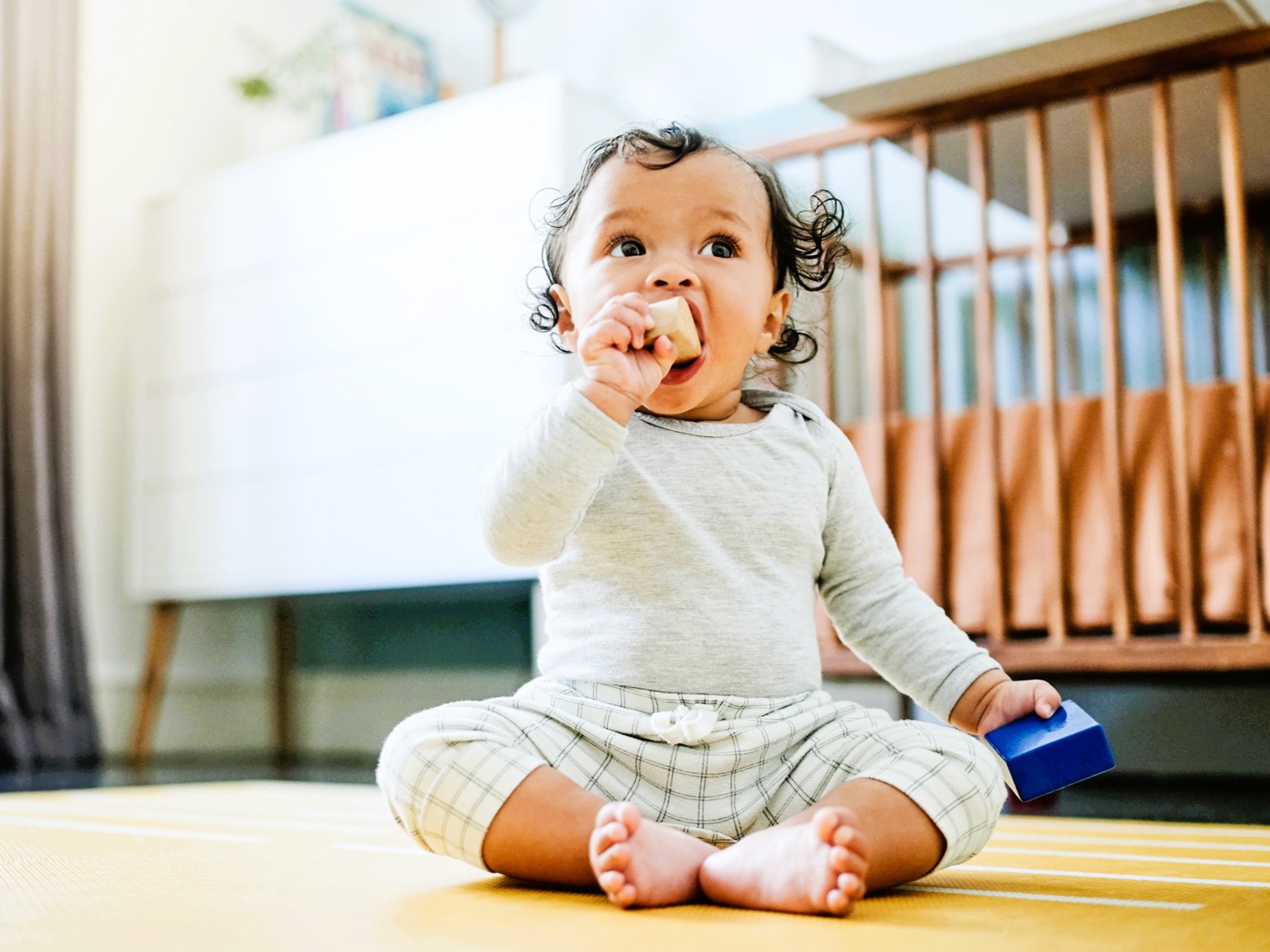 乳幼児の誤飲ヒヤリ！最多だったのは、約8割の小学生が夢中の「アレ」！東京都が注意喚起