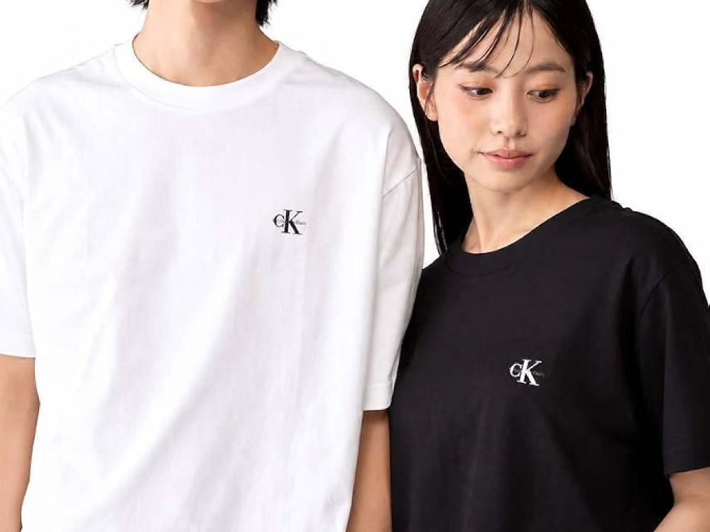 カルバンクラインのTシャツセットがAmazonタイムセール中！夫婦コーデにも♡