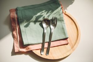 管理栄養士が女性のリアル献立をジャッジ！同じ食材、毎日食べてるのはOK？のせるだけで栄養バランスUPのコツも伝授！