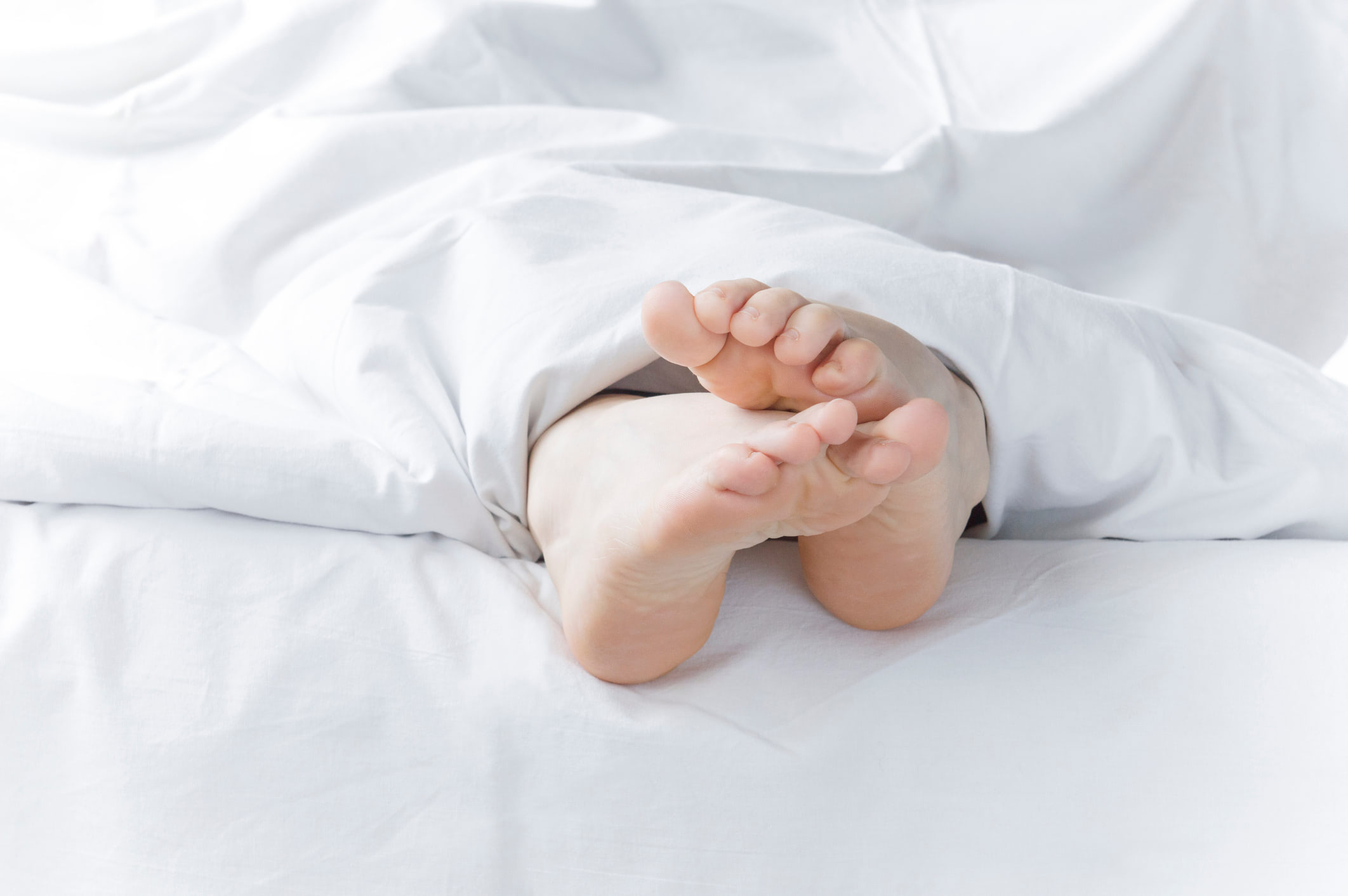 ぐっすり眠れていますか?注目の「オメガ3」で睡眠の質を上げよう!不安で眠れないとき、妊活中に欠かせない油とは?【医師監修】
