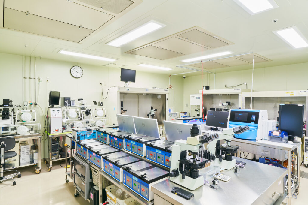早く妊娠したい！体外受精ステップアップと同時に「着床前遺伝学的検査（PGT）」を受けられる？【にしたんARTクリニック神戸三宮院】