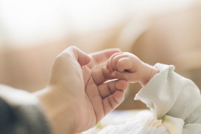 卵子凍結の現状を第一人者が解説！だれでもできる？方法･リスクまで全部【不妊治療専門医監修】