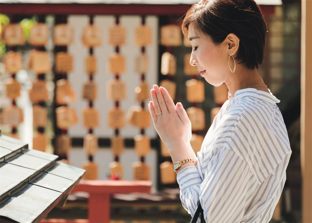 神社とお寺、正しい参拝方法って？これで合ってる？マナー違反にならないように疑問を解決！【開運スポット巡り】