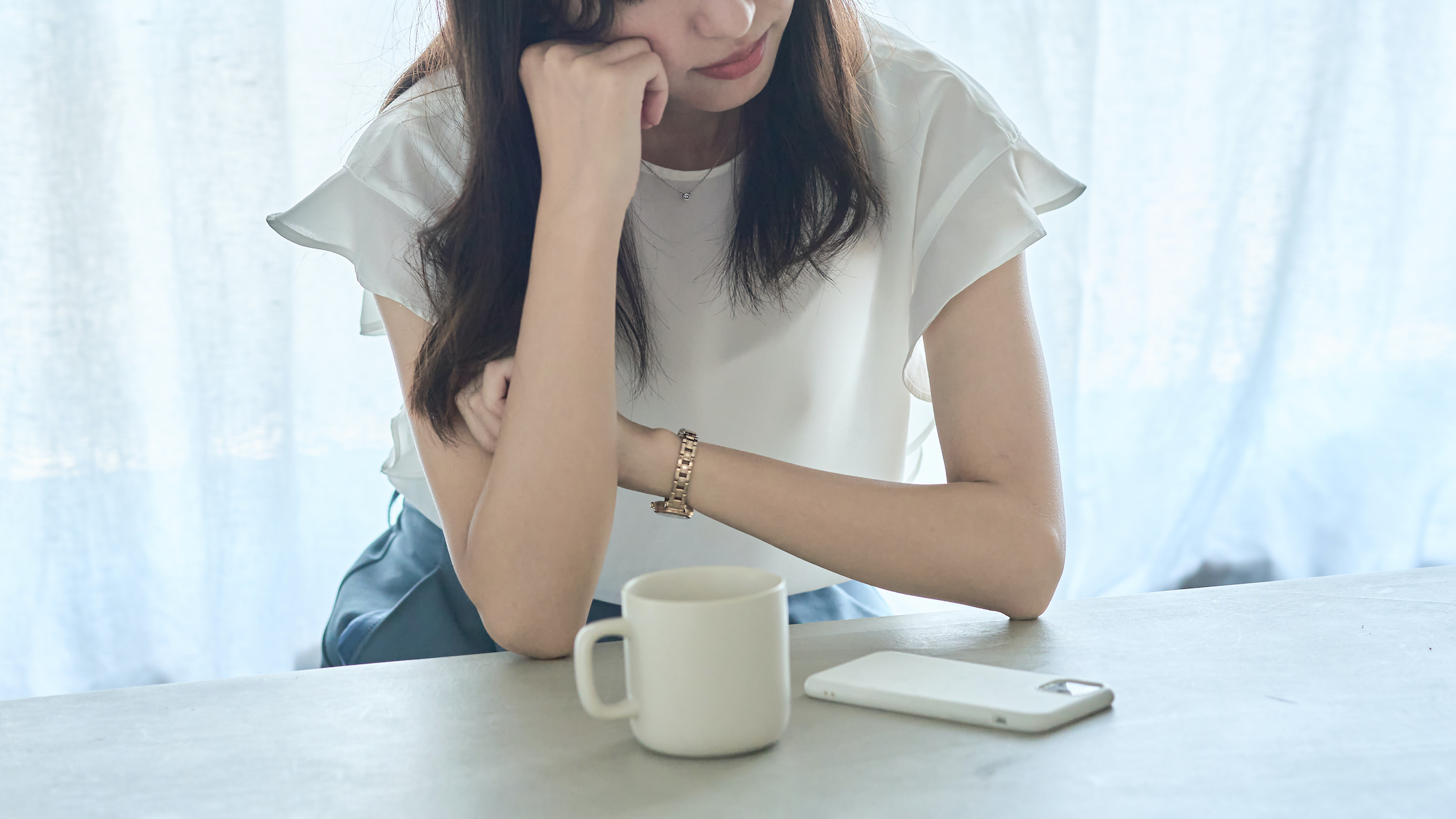【不妊治療の薬】ホルモン剤で腹痛や吐き気がつらいです。副作用が軽くなる方法はないの？