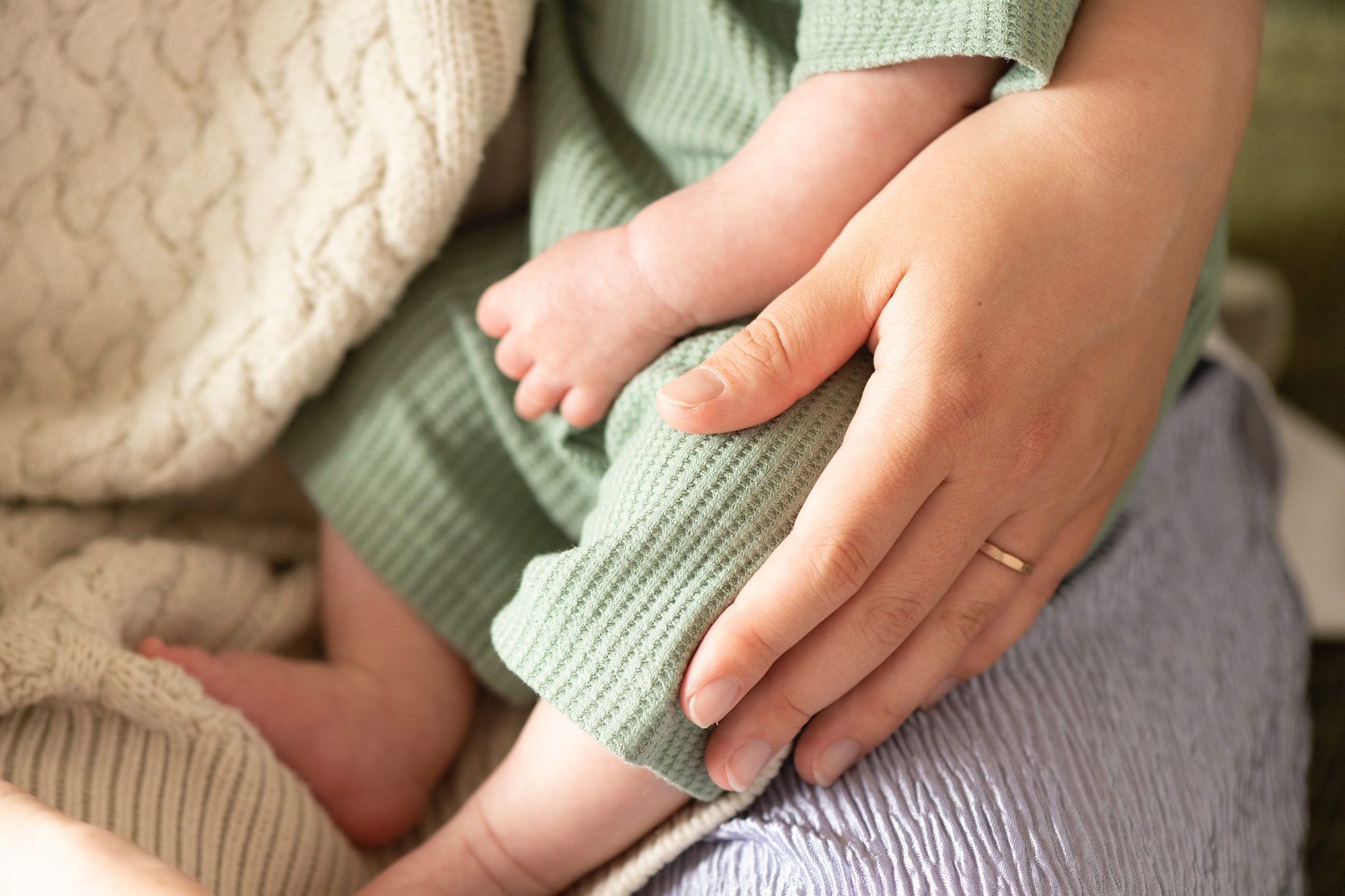 今年絶対妊娠したい！体外受精に興味があるけど、採卵が不安…。痛みはある？体への影響・副作用が心配です【専門医に聞いてみました】