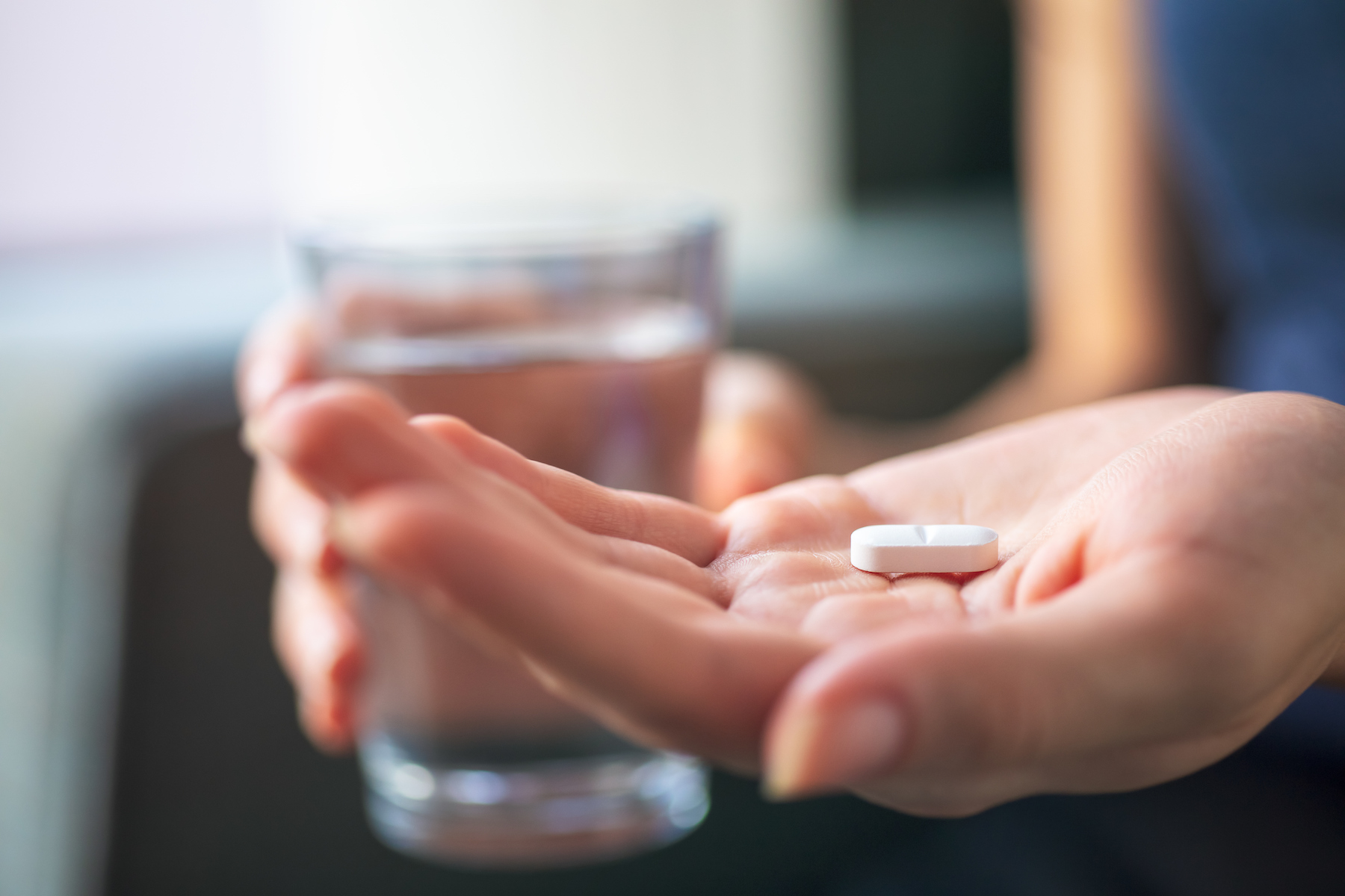 妊娠したい場合「睡眠薬」は飲まないほうがいい?睡眠が足りない場合、赤ちゃんにもリスクが!【妊娠する前からできること】