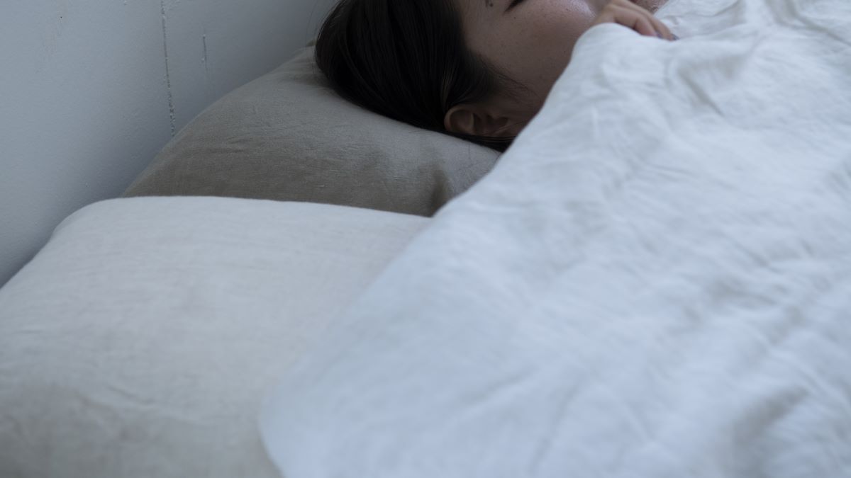 「良い睡眠」ってなんだ?寝ている途中で起きない、夢を見ない、すぐ入眠できる…今日からできる!睡眠改善のコツ