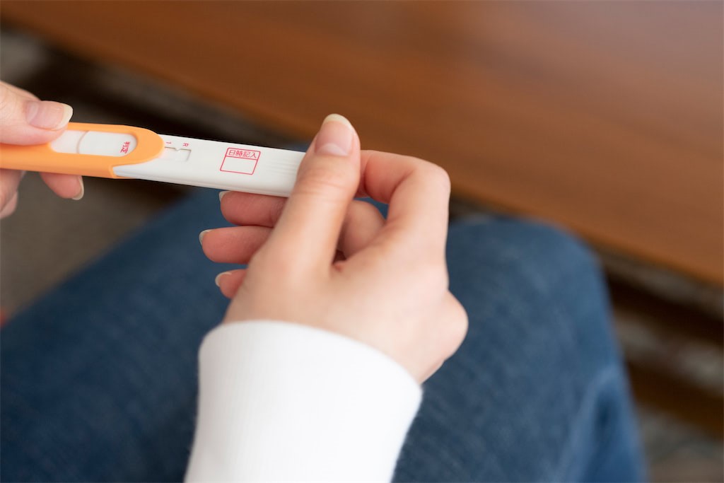 排卵日予測検査薬「使ったことがある人」はどれくらい？積極的に使ったほうがいいの？【排卵検査薬アンケート＆体験談】