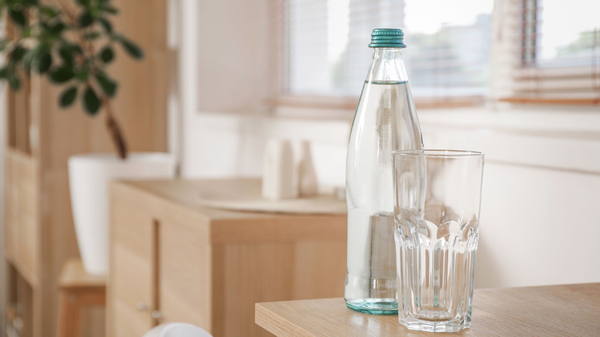 １日水２リットルは迷信？ちょい工夫の白湯でぽかぽか体質に【妊娠につながる習慣】