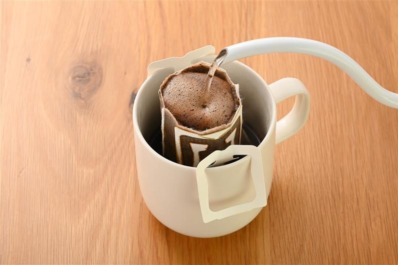 おいしいカフェインレスコーヒー ワンドリップコーヒー ８杯